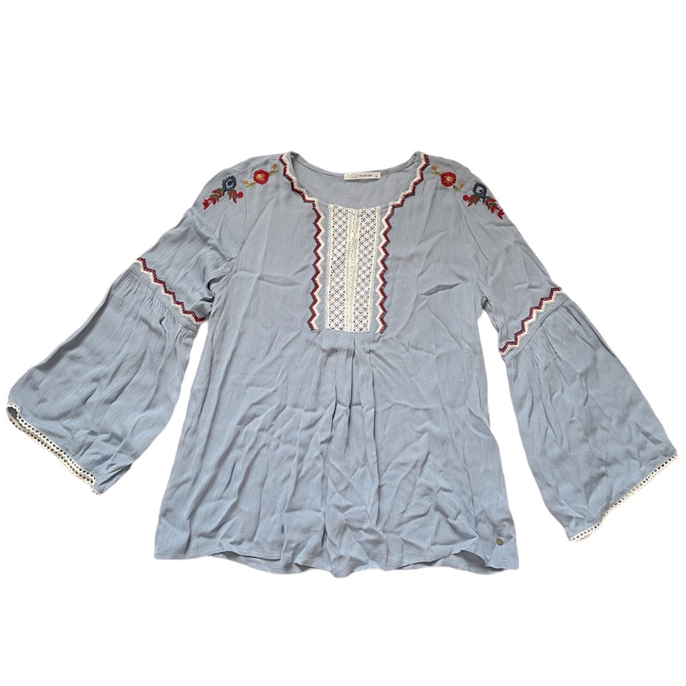 Q2 Collection Embroidered Beaded Babydoll Wide Sleeve Blouse Floral Baby Blue